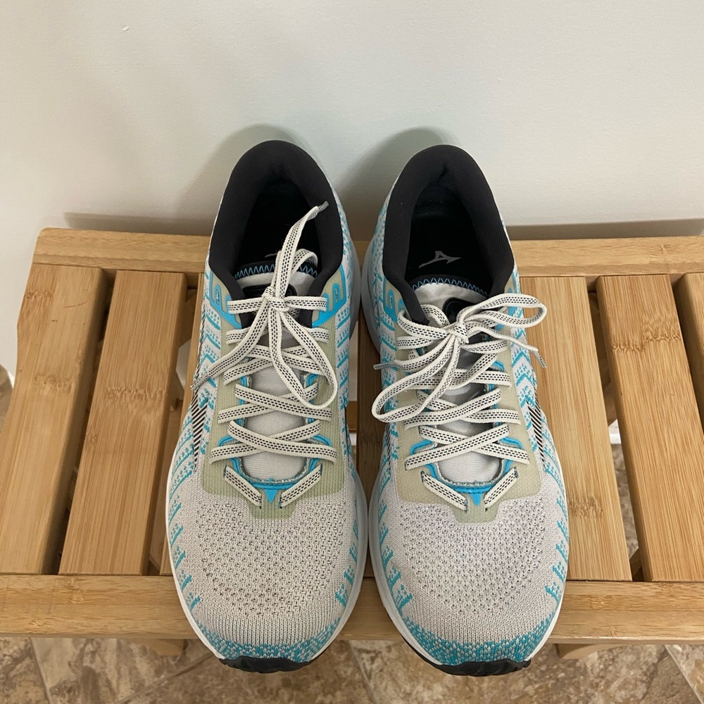 Mizuno Wave Rider Waveknit Women's 10 White and Teal Athletic Running Shoes - Picture 2 of 10
